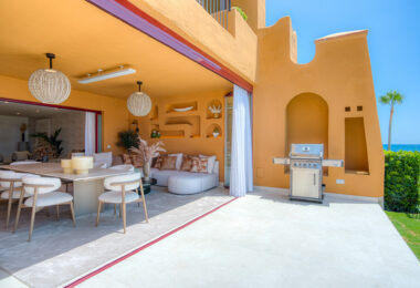 Stunning south facing, four bedroom ground floor apartment, set within the exclusive Los Granados del Mar urbanization on the New Golden Mile