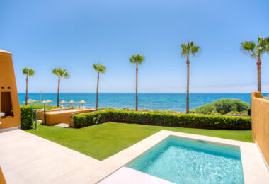 Stunning south facing, four bedroom ground floor apartment, set within the exclusive Los Granados del Mar urbanization on the New Golden Mile