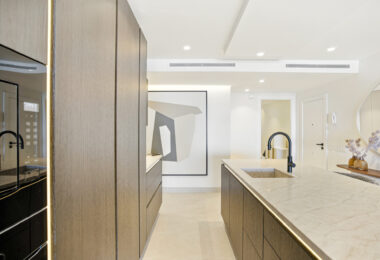 Stunning south facing, four bedroom ground floor apartment, set within the exclusive Los Granados del Mar urbanization on the New Golden Mile
