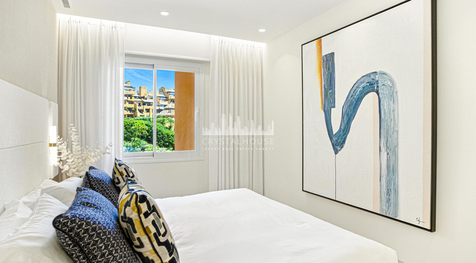 Stunning south facing, four bedroom ground floor apartment, set within the exclusive Los Granados del Mar urbanization on the New Golden Mile