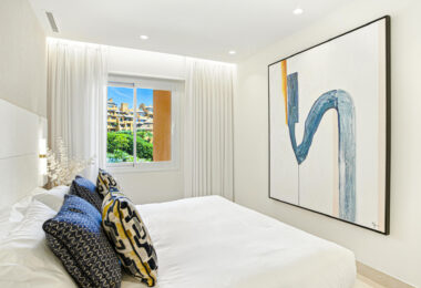 Stunning south facing, four bedroom ground floor apartment, set within the exclusive Los Granados del Mar urbanization on the New Golden Mile