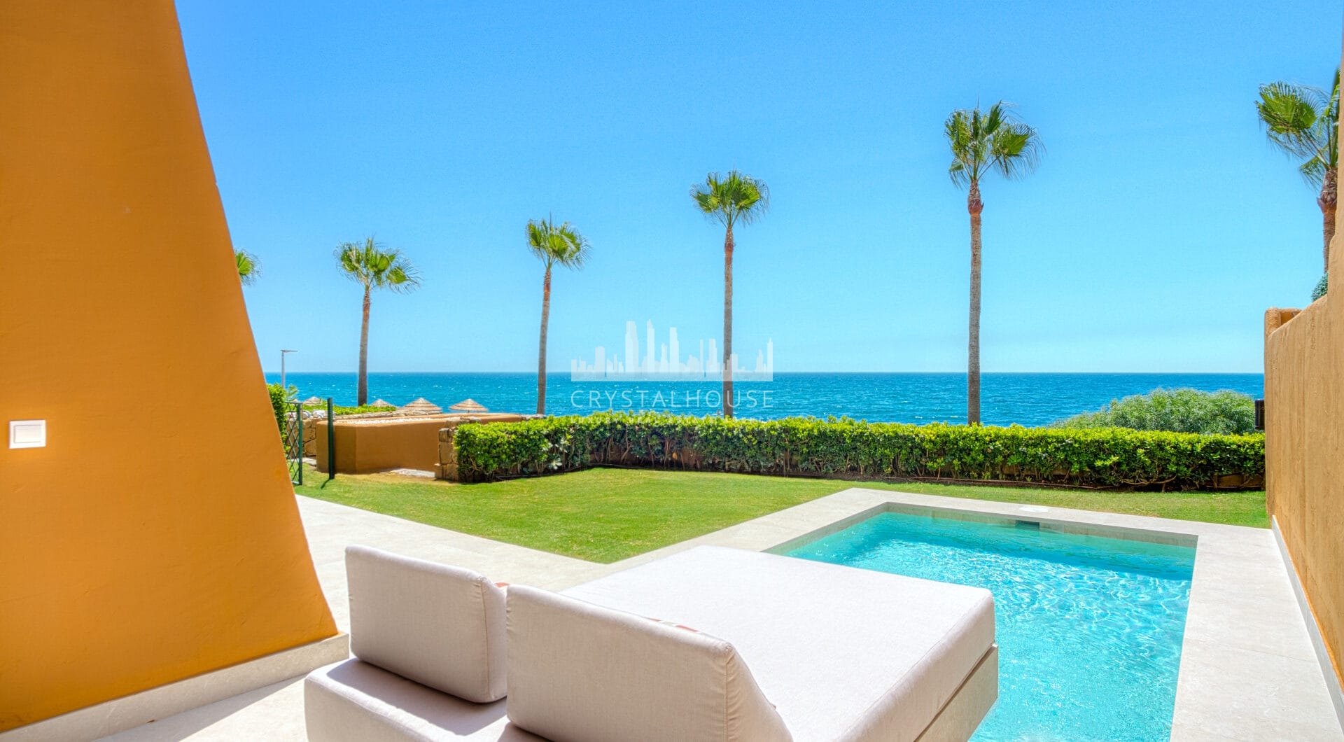 Stunning south facing, four bedroom ground floor apartment, set within the exclusive Los Granados del Mar urbanization on the New Golden Mile