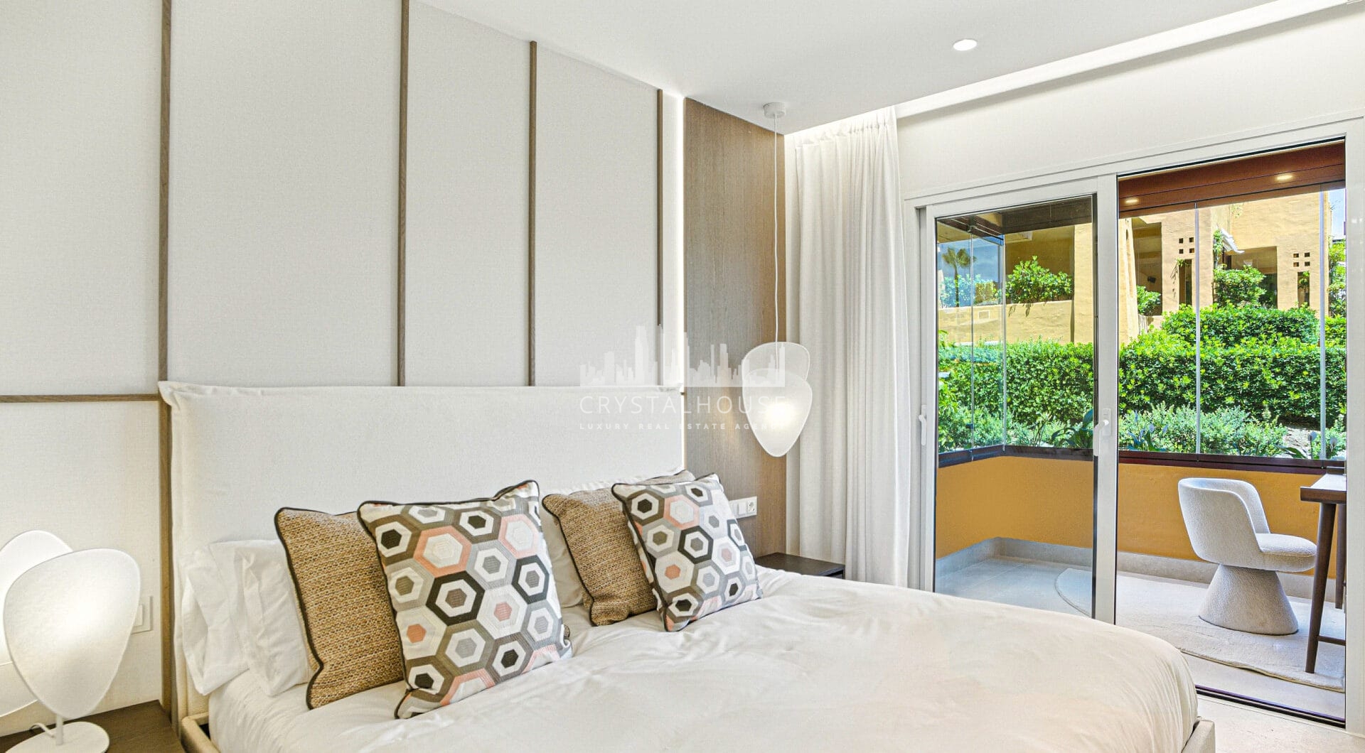 Stunning south facing, four bedroom ground floor apartment, set within the exclusive Los Granados del Mar urbanization on the New Golden Mile