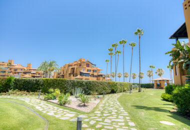 Stunning south facing, four bedroom ground floor apartment, set within the exclusive Los Granados del Mar urbanization on the New Golden Mile