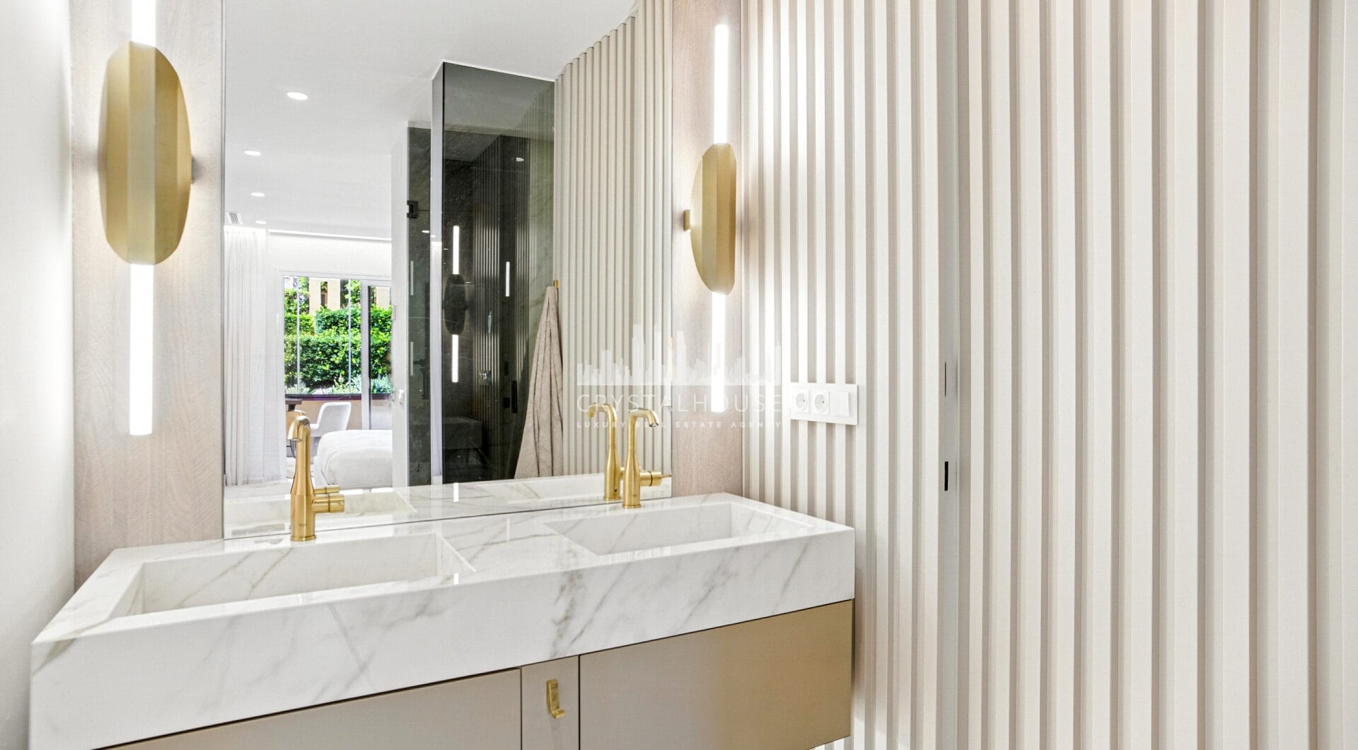 Stunning south facing, four bedroom ground floor apartment, set within the exclusive Los Granados del Mar urbanization on the New Golden Mile