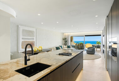 Beautiful beach front, south facing four bedroom apartment located in Los Granados del Mar on the New Golden Mile