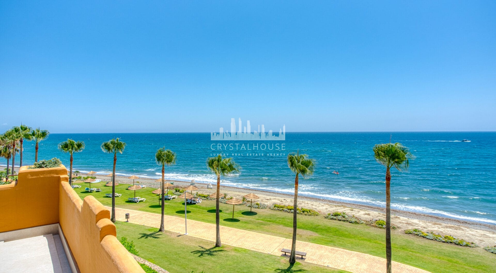Beautiful beach front, south facing four bedroom apartment located in Los Granados del Mar on the New Golden Mile