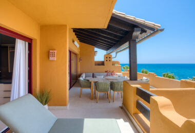 Beautiful beach front, south facing four bedroom apartment located in Los Granados del Mar on the New Golden Mile