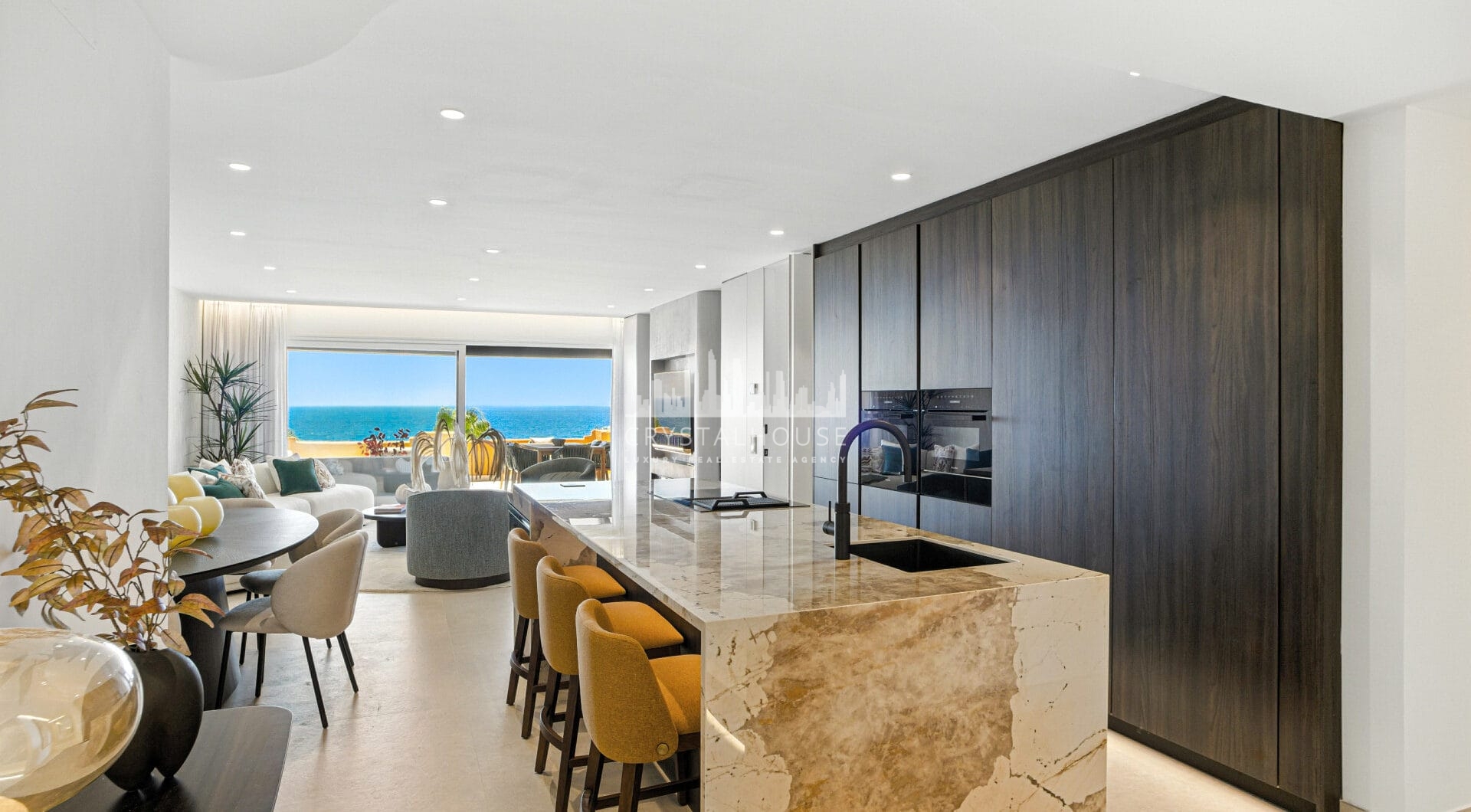 Beautiful beach front, south facing four bedroom apartment located in Los Granados del Mar on the New Golden Mile