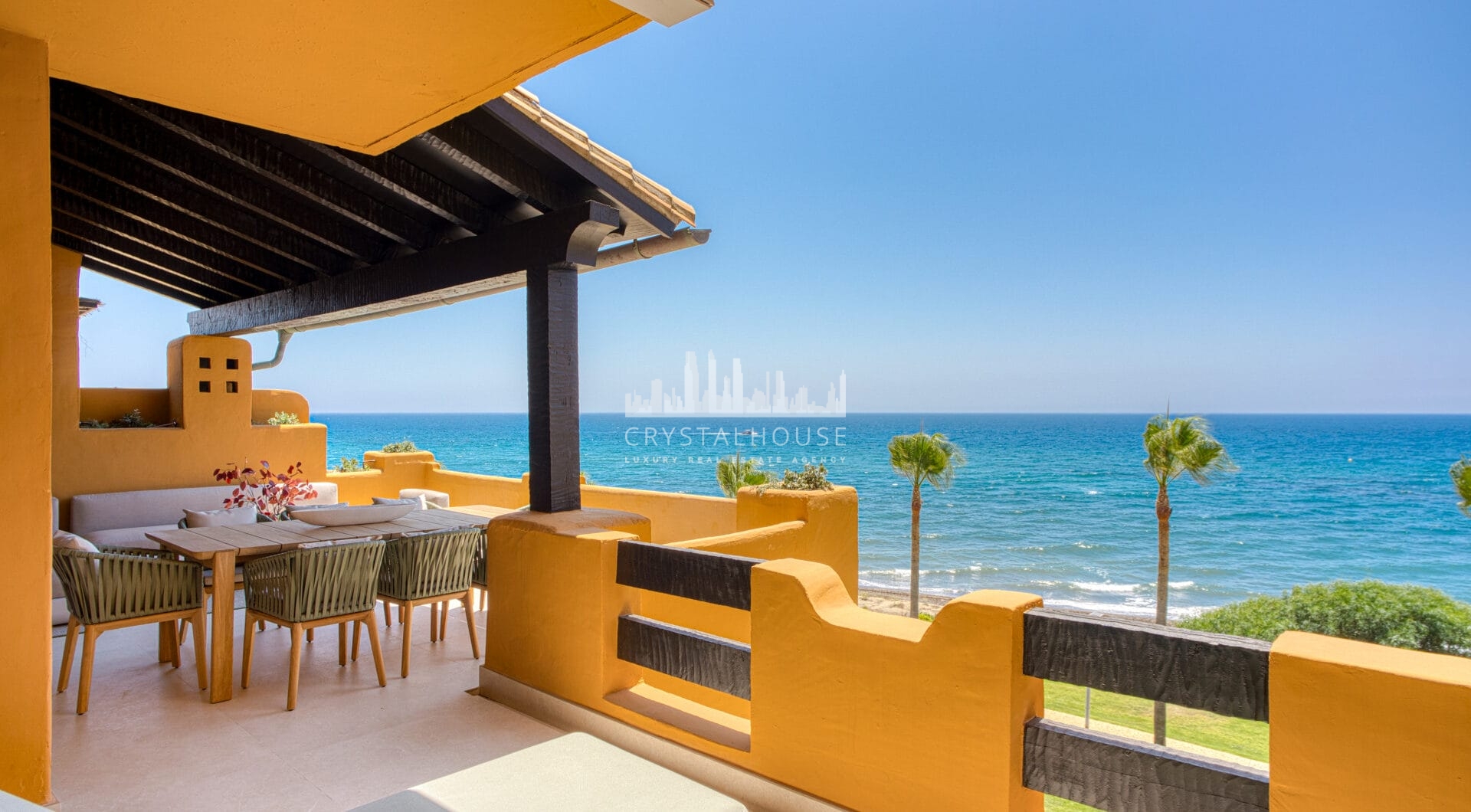 Beautiful beach front, south facing four bedroom apartment located in Los Granados del Mar on the New Golden Mile