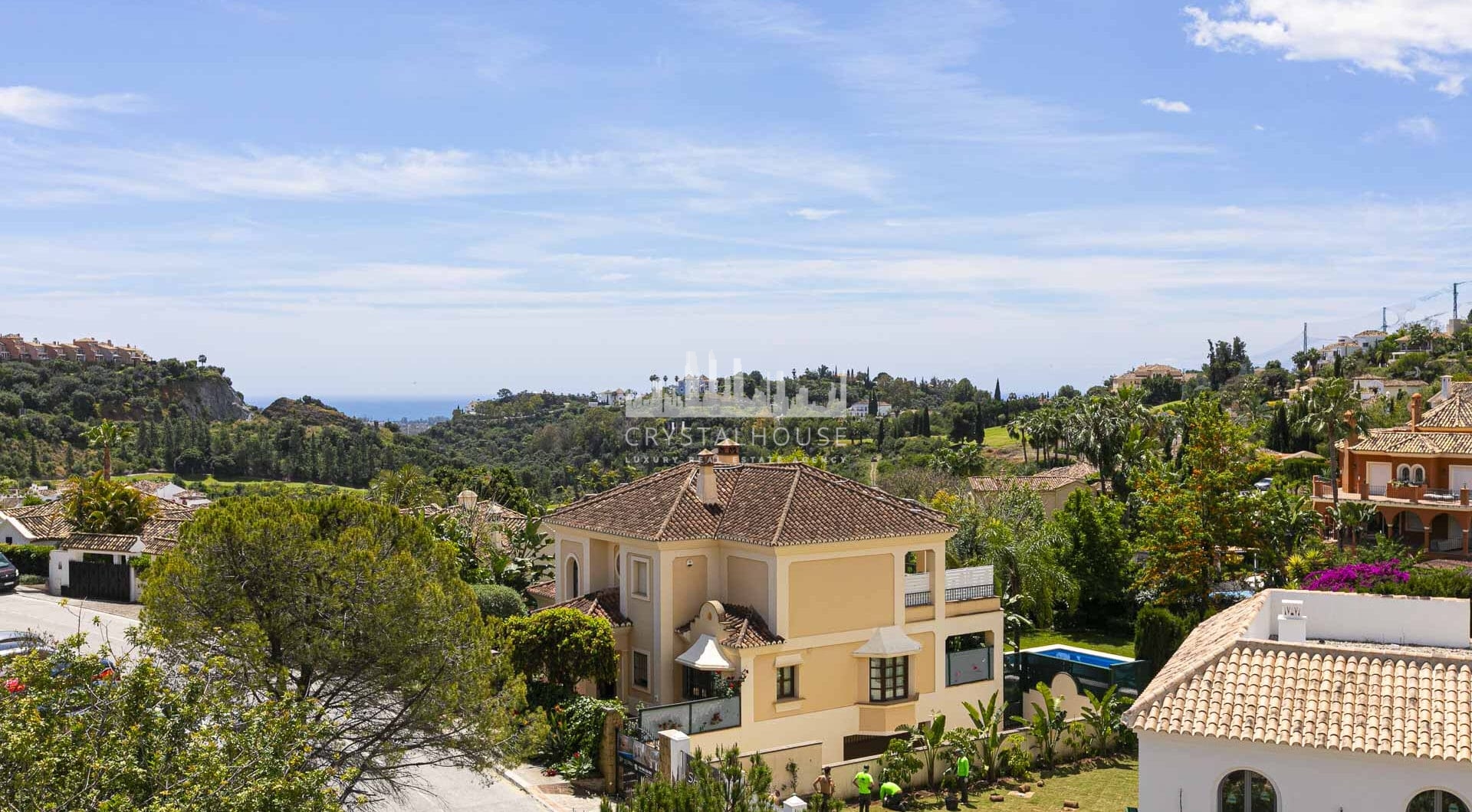 Beautiful south-facing, four bedroom townhouse in Los Almendros, part of the secure Los Arqueros Golf community in Benahavís