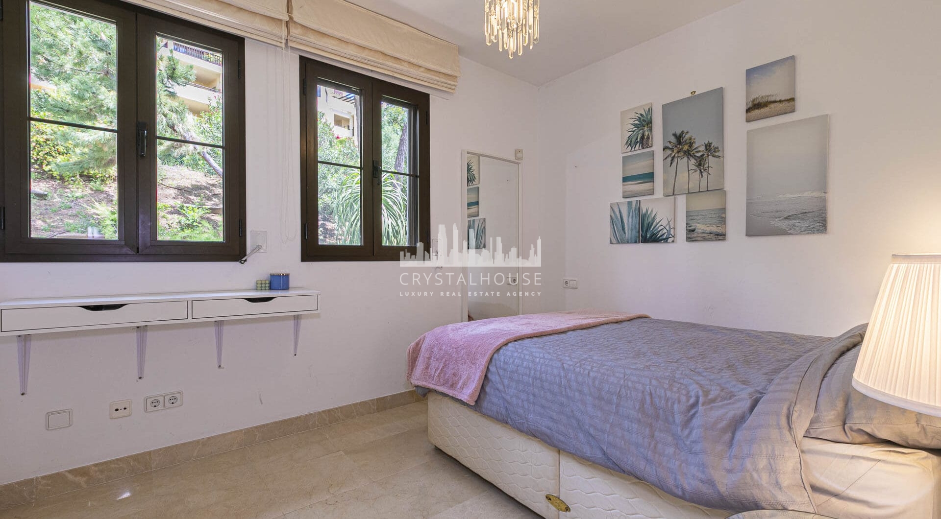 Beautiful south-facing, four bedroom townhouse in Los Almendros, part of the secure Los Arqueros Golf community in Benahavís