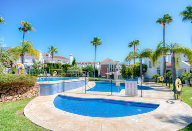 Stylish south west facing, three-bedroom semi detached townhouse located in Riviera del Sol