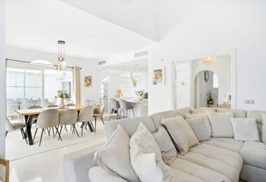 Stylish south west facing, three-bedroom semi detached townhouse located in Riviera del Sol