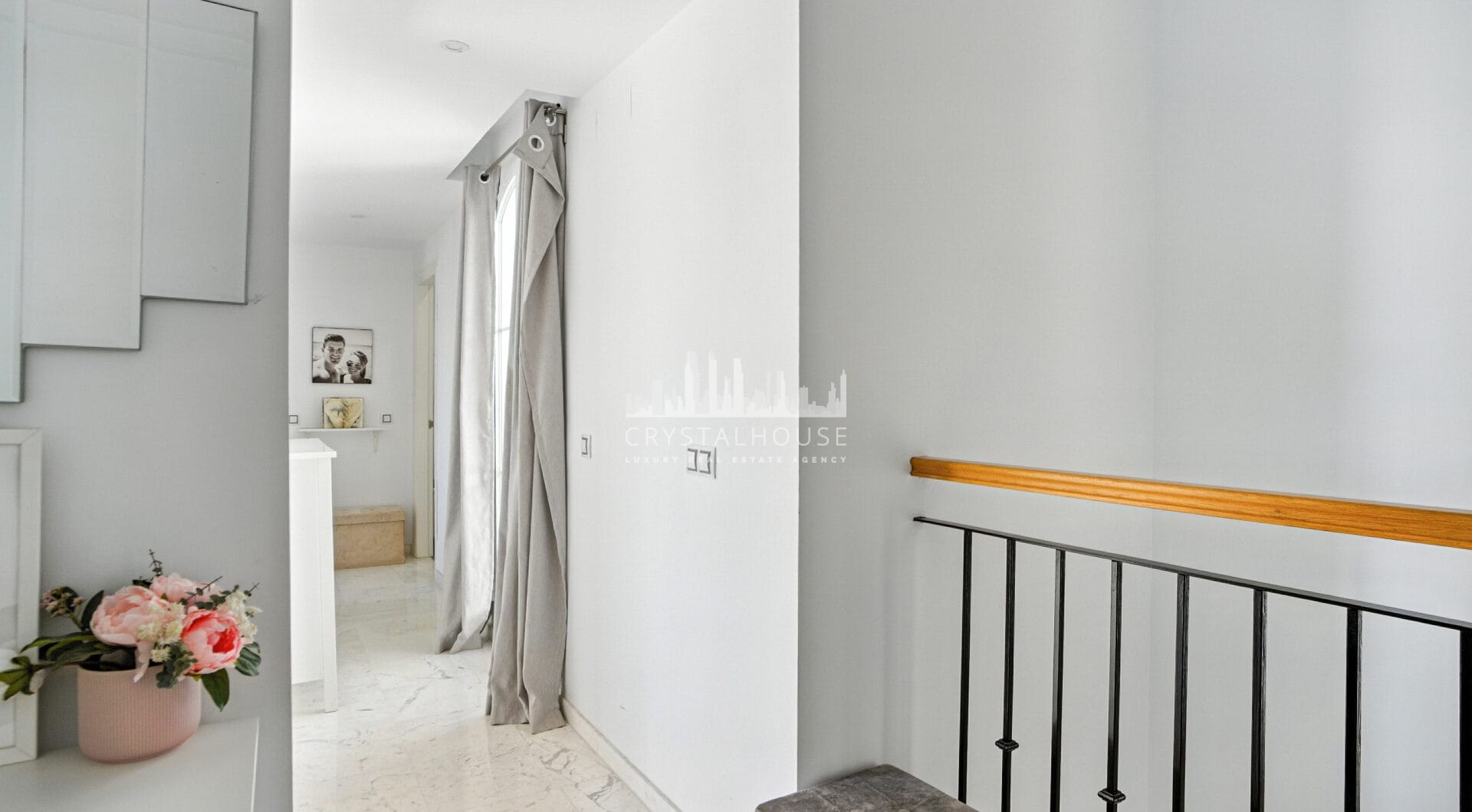 Stylish south west facing, three-bedroom semi detached townhouse located in Riviera del Sol