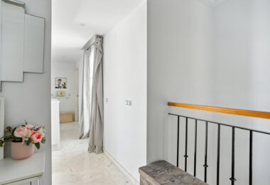 Stylish south west facing, three-bedroom semi detached townhouse located in Riviera del Sol