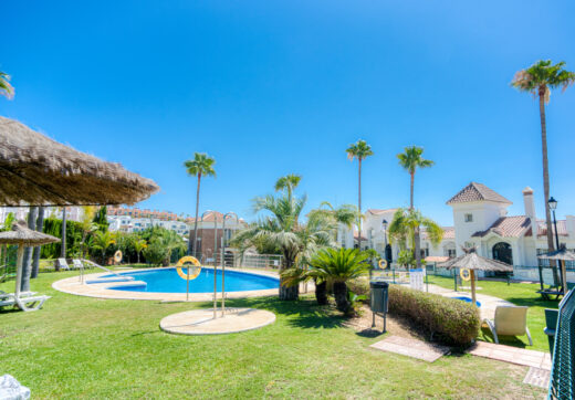 Stylish south west facing, three-bedroom semi detached townhouse located in Riviera del Sol