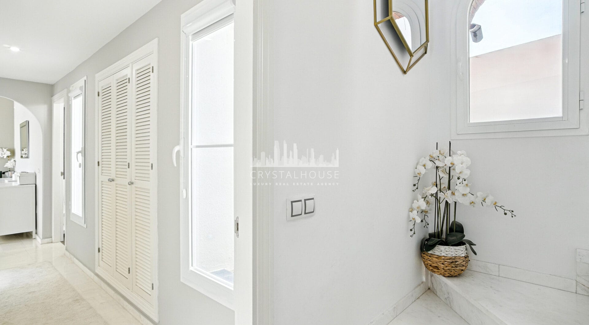 Stylish south west facing, three-bedroom semi detached townhouse located in Riviera del Sol