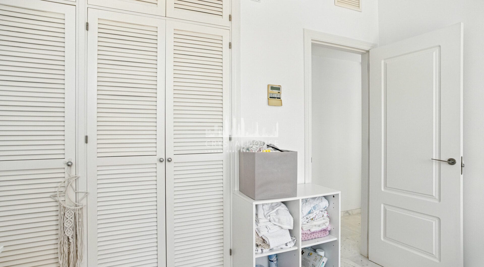 Stylish south west facing, three-bedroom semi detached townhouse located in Riviera del Sol