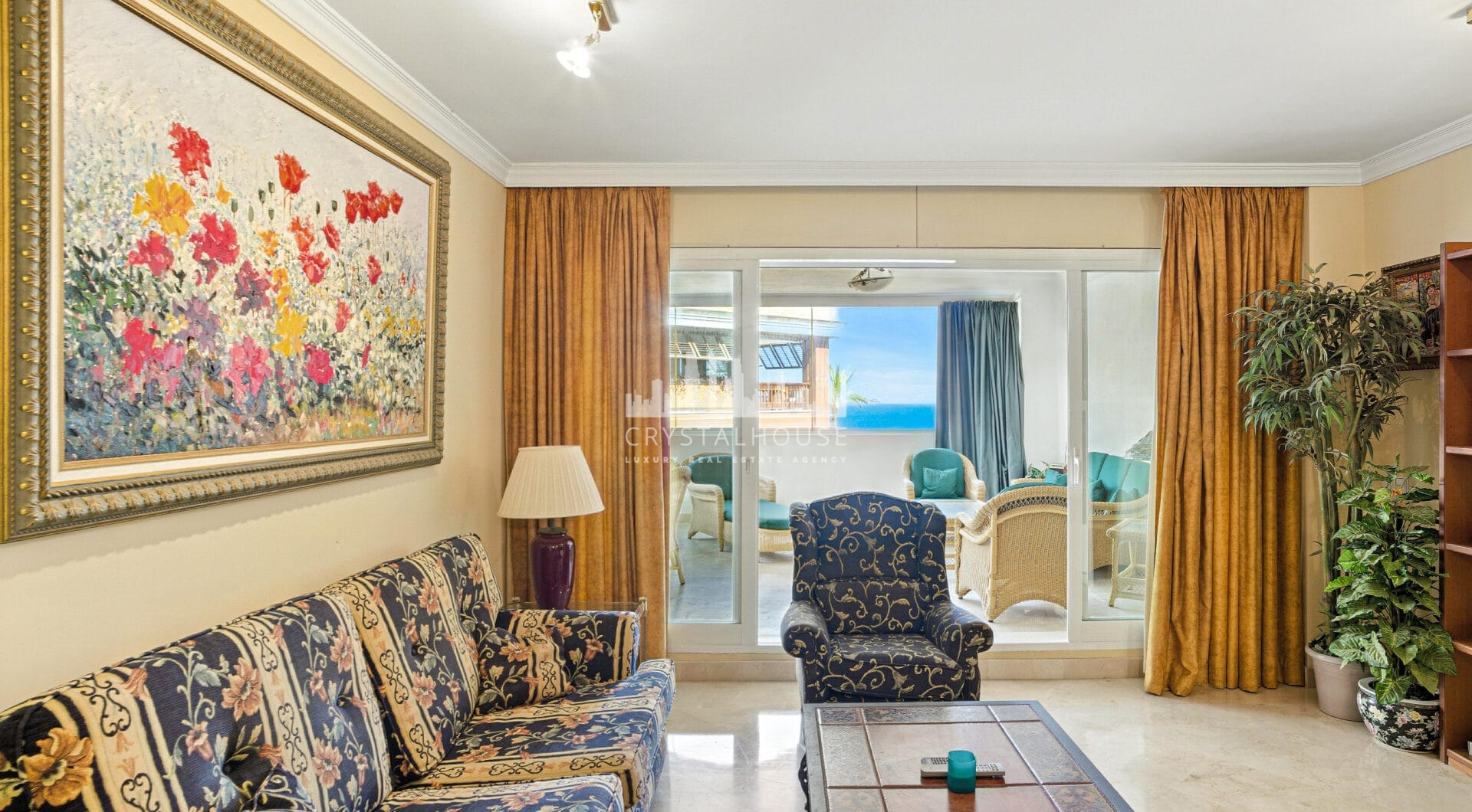 Exclusive Beachfront Two-Bedroom South-Facing Apartment with Sea Views in La Herradura, Marbella