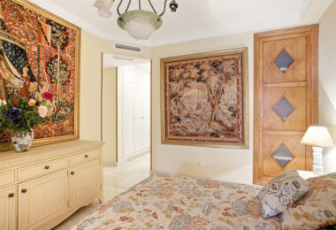 Exclusive Beachfront Two-Bedroom South-Facing Apartment with Sea Views in La Herradura, Marbella