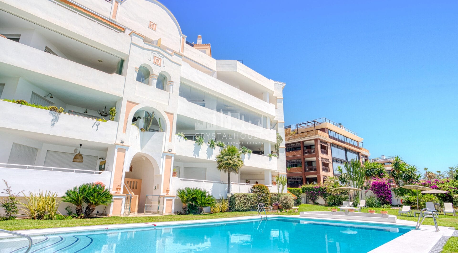 Exclusive Beachfront Two-Bedroom South-Facing Apartment with Sea Views in La Herradura, Marbella