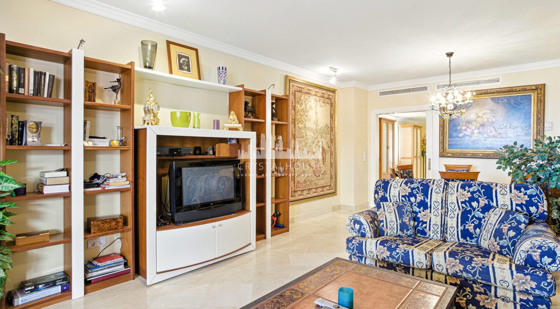 Exclusive Beachfront Two-Bedroom South-Facing Apartment with Sea Views in La Herradura, Marbella