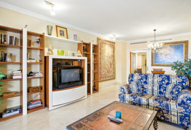 Exclusive Beachfront Two-Bedroom South-Facing Apartment with Sea Views in La Herradura, Marbella