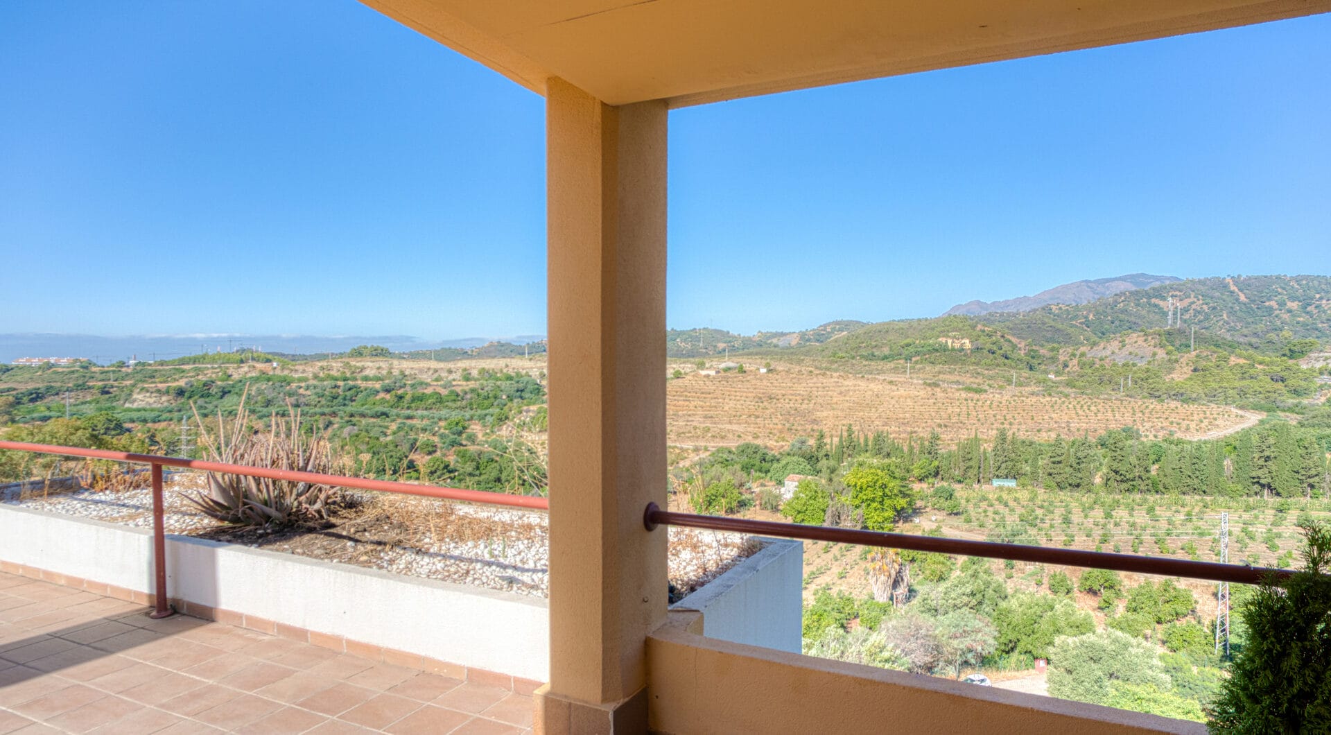 Charming east facing, three bedroom duplex penthouse located in the gated community Parque Botanico, Estepona