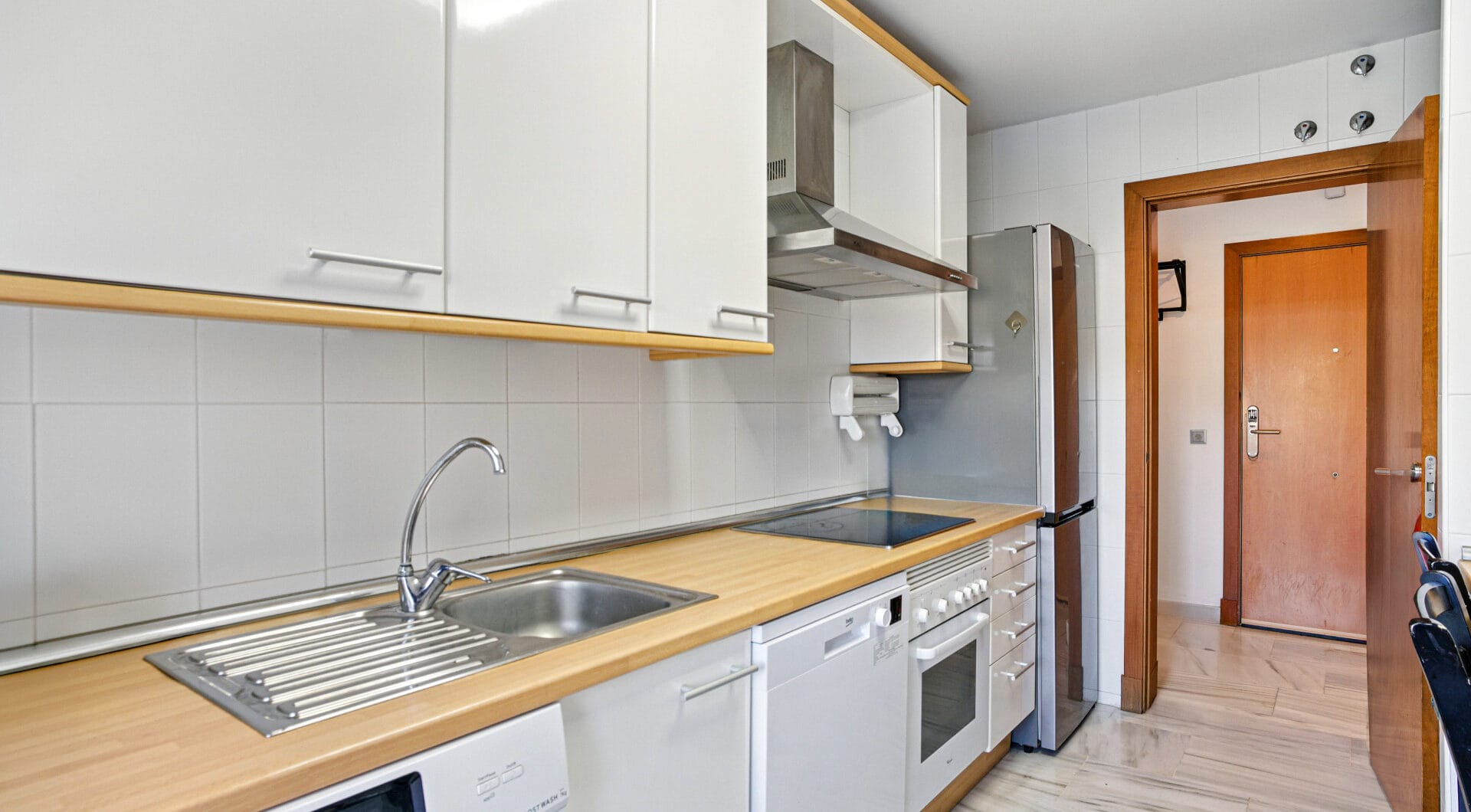 Charming east facing, three bedroom duplex penthouse located in the gated community Parque Botanico, Estepona
