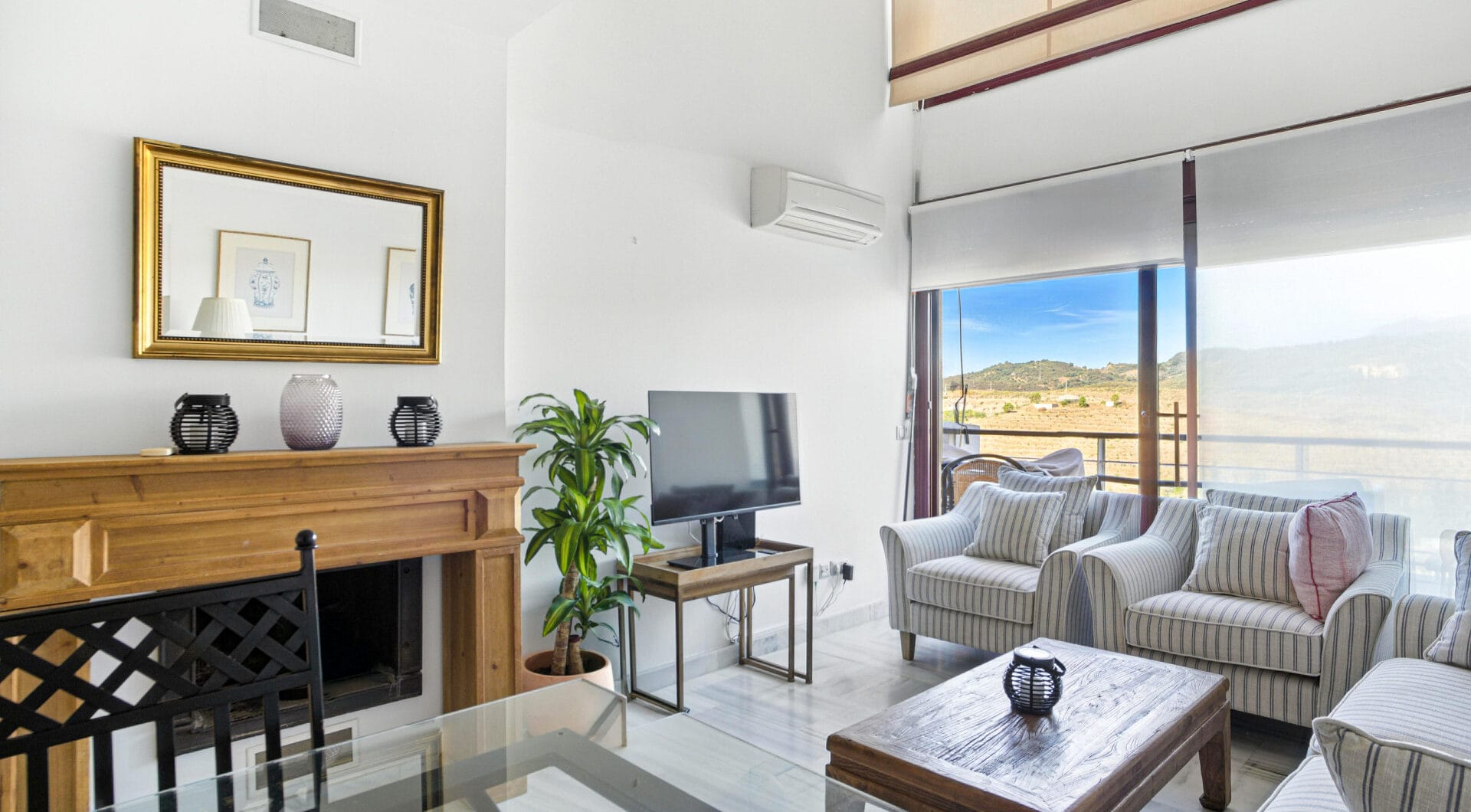 Charming east facing, three bedroom duplex penthouse located in the gated community Parque Botanico, Estepona
