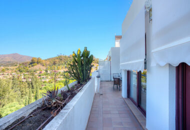 Charming east facing, three bedroom duplex penthouse located in the gated community Parque Botanico, Estepona