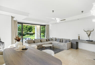 Luxury, south facing two bedroom, ground floor apartment located in prestigious community Imara, Balcones de Sierra Blanca