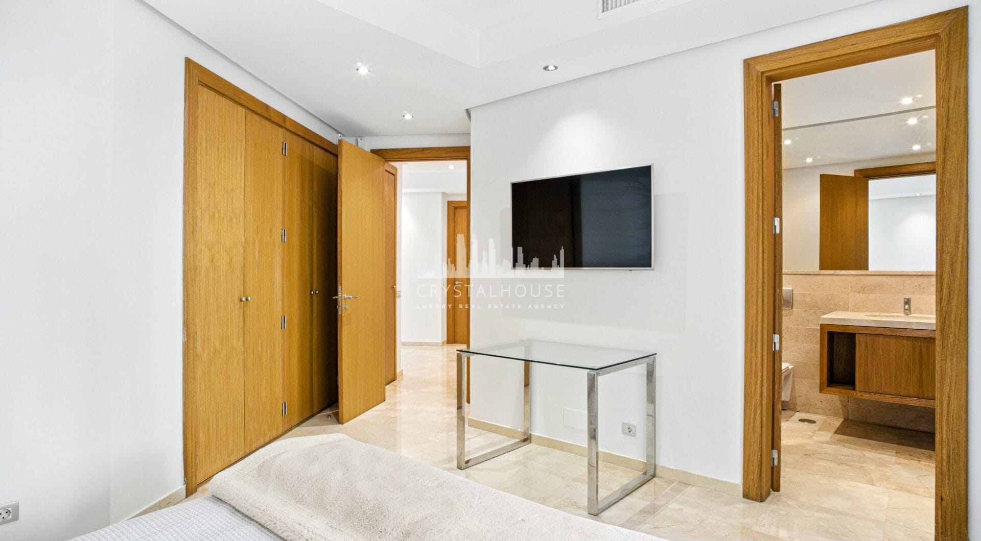 Luxury, south facing two bedroom, ground floor apartment located in prestigious community Imara, Balcones de Sierra Blanca