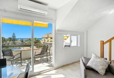 Wonderful south facing. two bedroom duplex penthouse located in the highly sought-after Carolina Park on Marbella’s prestigious Golden Mile