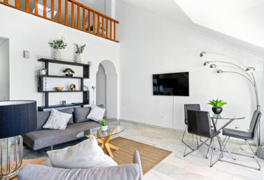 Wonderful south facing. two bedroom duplex penthouse located in the highly sought-after Carolina Park on Marbella’s prestigious Golden Mile