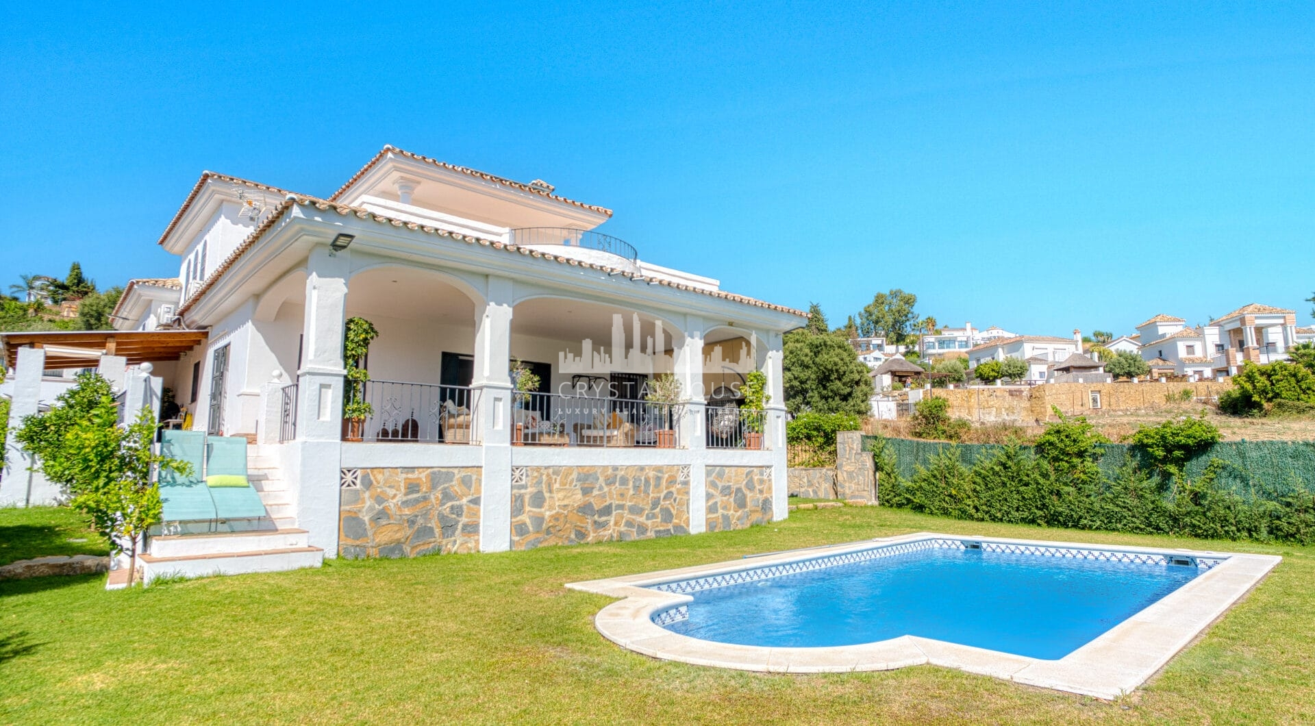 Beautiful five bedroom, Southwest-Facing Villa with Golf Views in Valle Romano (Estepona)