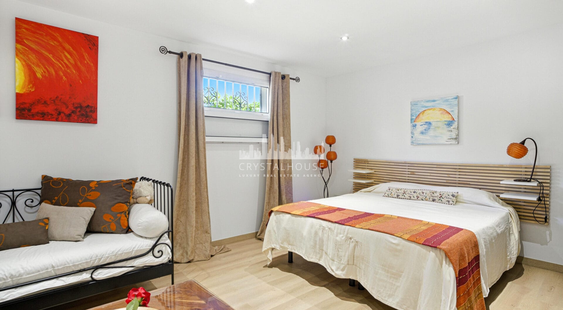 Beautiful five bedroom, Southwest-Facing Villa with Golf Views in Valle Romano (Estepona)