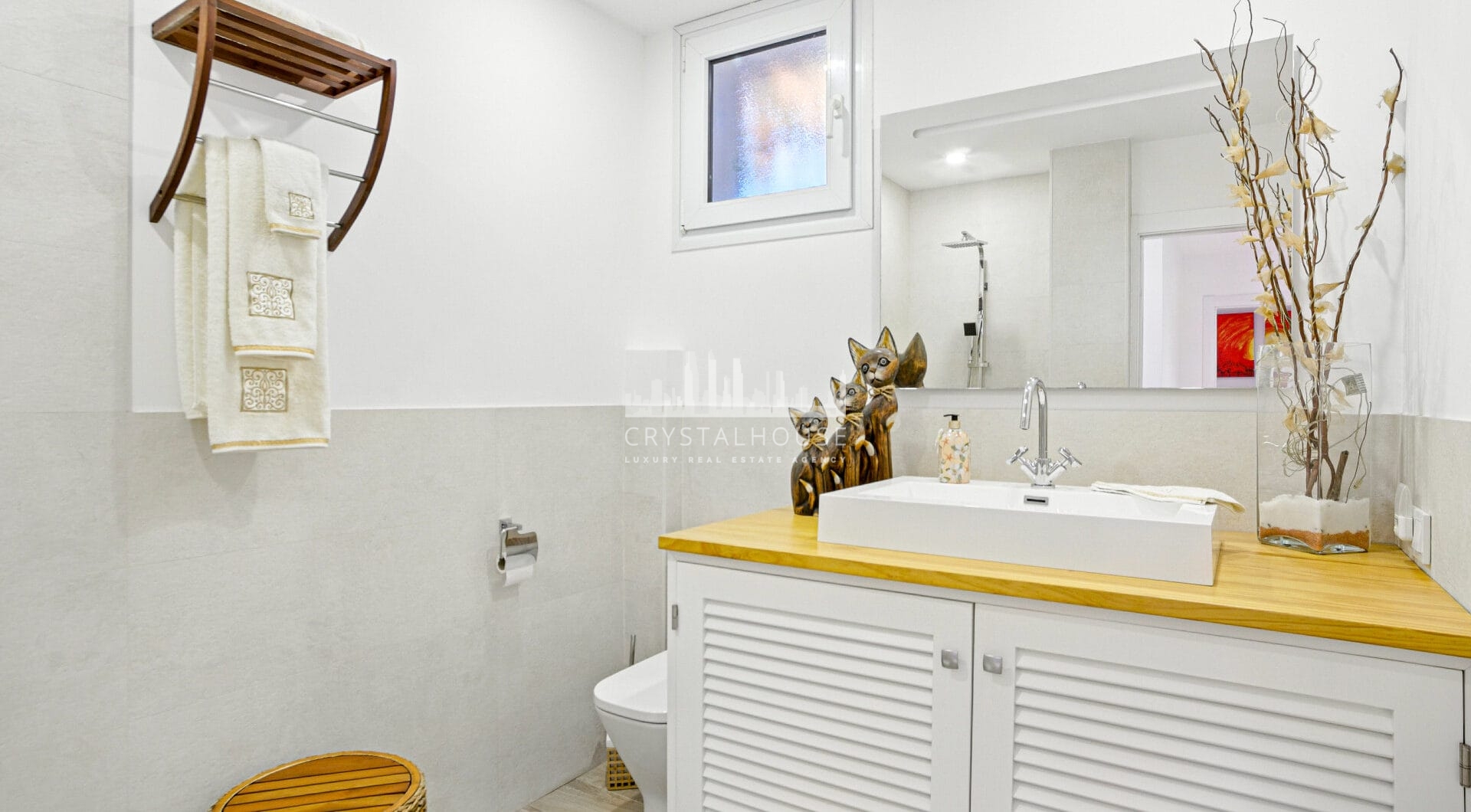 Beautiful five bedroom, Southwest-Facing Villa with Golf Views in Valle Romano (Estepona)