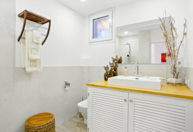 Beautiful five bedroom, Southwest-Facing Villa with Golf Views in Valle Romano (Estepona)