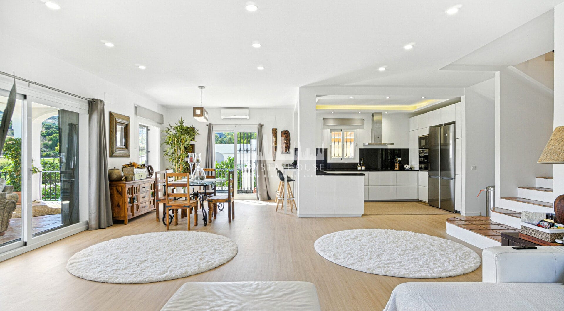 Beautiful five bedroom, Southwest-Facing Villa with Golf Views in Valle Romano (Estepona)