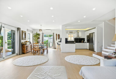 Beautiful five bedroom, Southwest-Facing Villa with Golf Views in Valle Romano (Estepona)