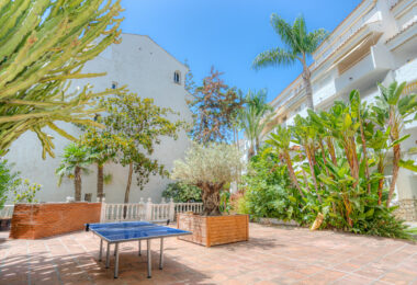 Excellent investment opportunity - south west facing three bedroom, beachfront duplex penthouse located in Playa Real, Marbesa