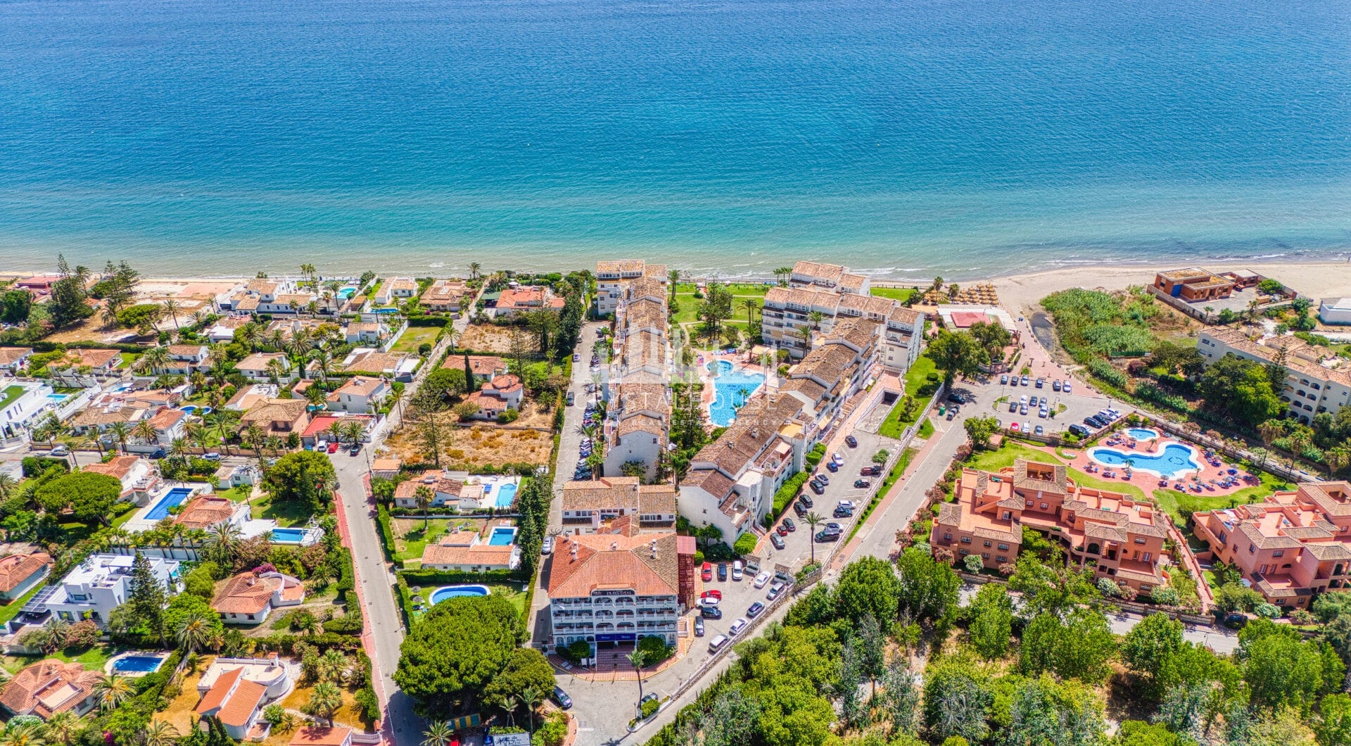 Excellent investment opportunity - south west facing three bedroom, beachfront duplex penthouse located in Playa Real, Marbesa