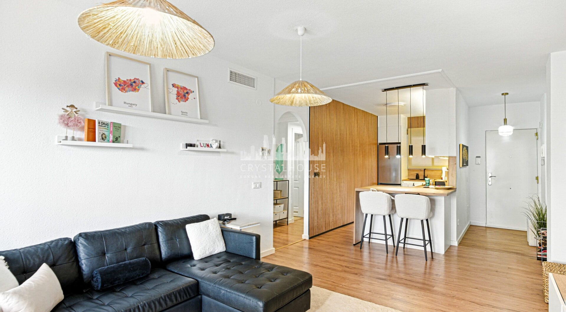 Beautifully renovated, south west facing, two bedroom apartment located in the residential area of Reserva de Marbella