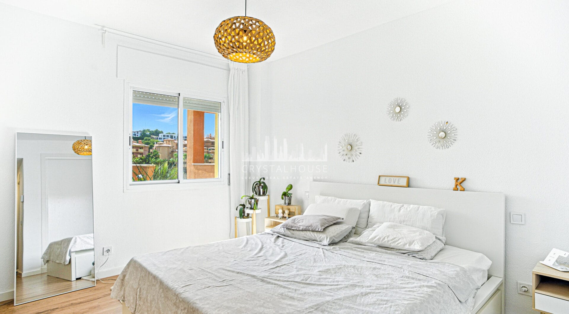 Beautifully renovated, south west facing, two bedroom apartment located in the residential area of Reserva de Marbella
