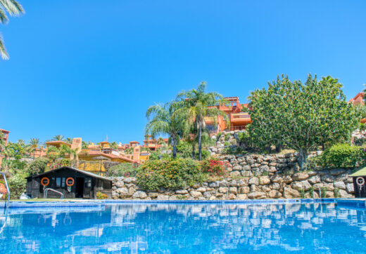 Beautifully renovated, south west facing, two bedroom apartment located in the residential area of Reserva de Marbella