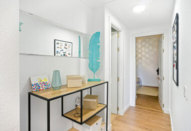 Beautifully renovated, south west facing, two bedroom apartment located in the residential area of Reserva de Marbella