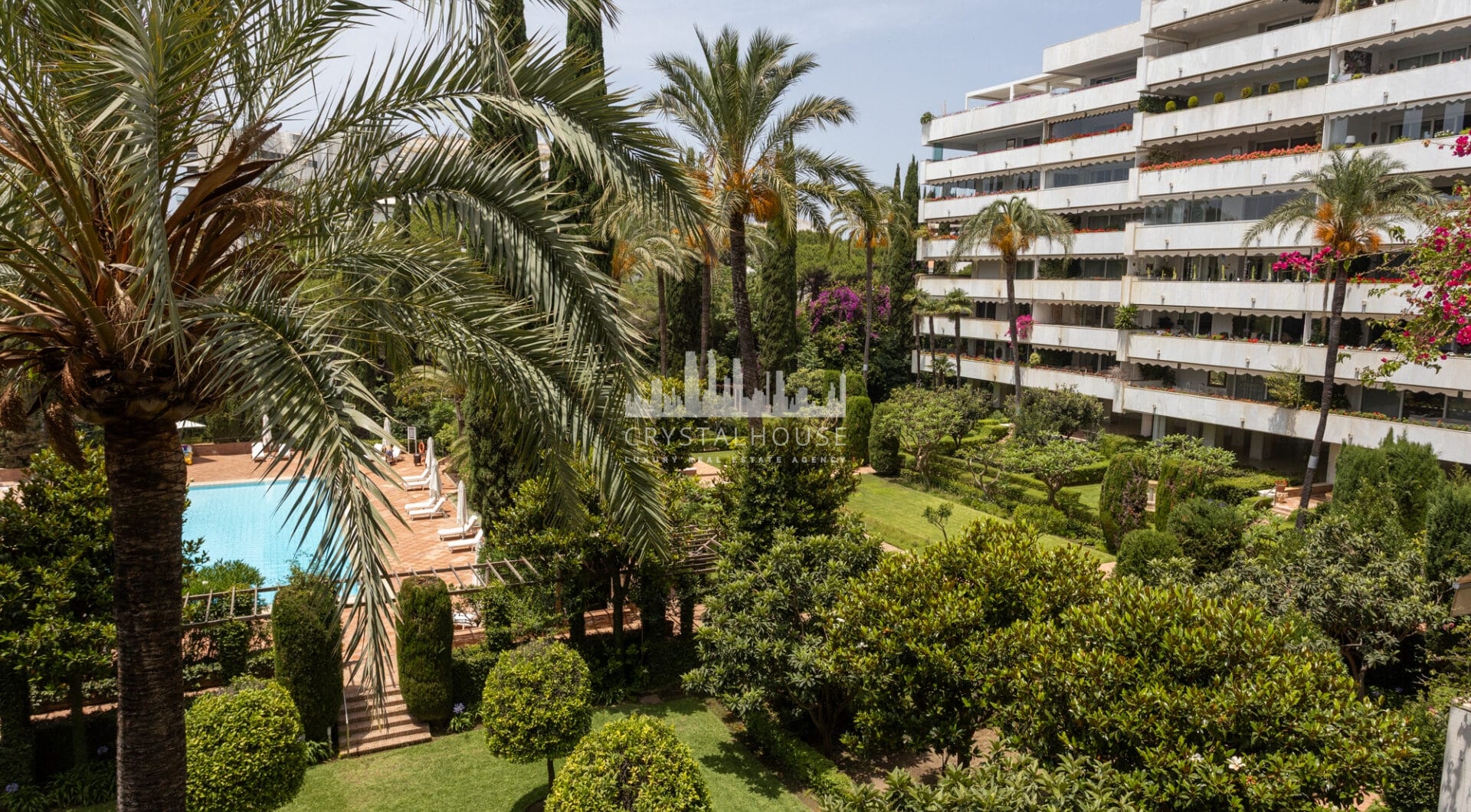 Exclusive Apartment for Sale in the Prestigious Don Gonzalo Complex, Marbella