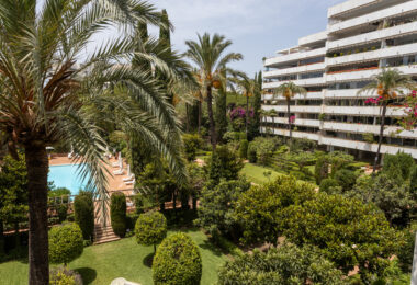 Exclusive Apartment for Sale in the Prestigious Don Gonzalo Complex, Marbella